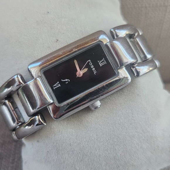 Fossil F2 Women Watch Silver Tone Chain Metal Band Analog Quartz Wristwatch - Picture 5 of 15